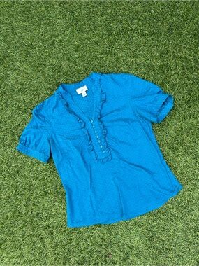 Ann Taylor Loft Blue Textured Ruffle Neck Button Down Short Sleeve Blouse- sz M